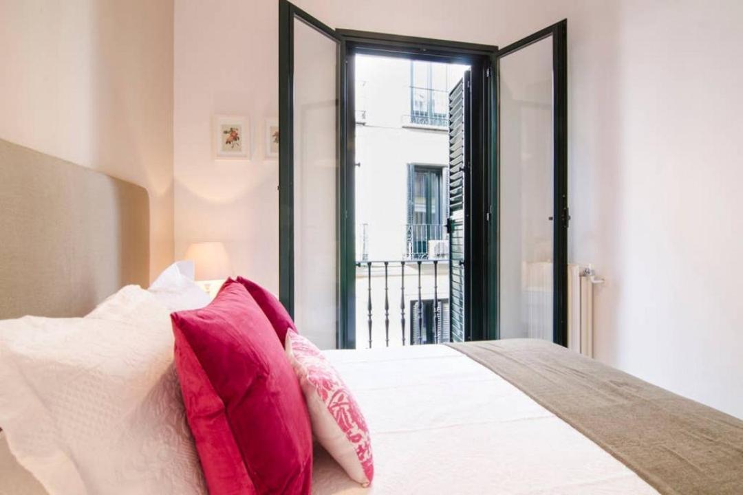 Cruz Apartment Madrid Exterior foto